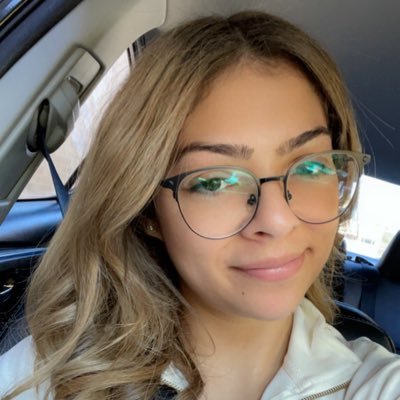 carolyn_G14's profile picture. 