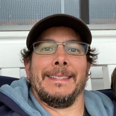 stteevveenns's profile picture. https://t.co/09IBDfXupe