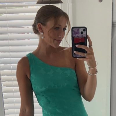 ellamorry1's profile picture. 