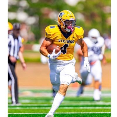 SDSU FB Alum 19’-22’ | 𝐖𝐑 #𝟒 @AugieFB | 𝐅𝐨𝐮𝐧𝐝𝐞𝐫 @bauers_elite ⚡️ 💍@abigale_bauer 6.10.2023