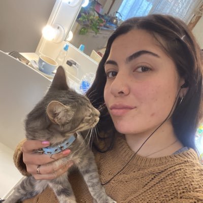 marrmenchaca's profile picture. 25 // 🦋