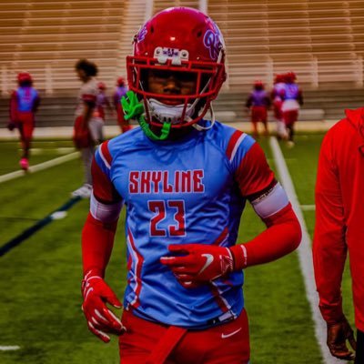 In god I trust |skyline high school | 5’10 150lbs Fs |3.6gpa|