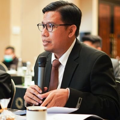 Board of Trustees @rumahzakat,
CEO @rumahzakat, 2011-2022
Ketua Umum Syarikat Amil,
Ketua Umum @forumzakat 2015-2018