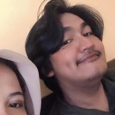 Sukaabodoh's profile picture. .