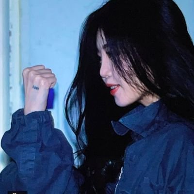 #Soojin_NeverlandLovesYou #BLACKFOREST
IDLE OT6š
soojin polish fan acc