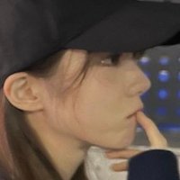 '-'♡ (@luda_gif_t) 's Twitter Profile
