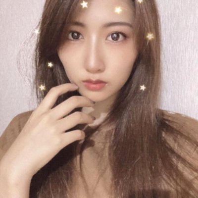 19♀ // 160cm // 見られたい // 人見知り // フォローDM⭕