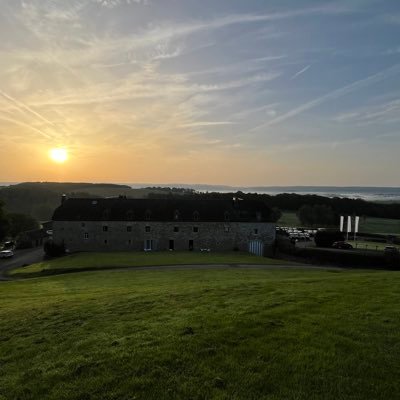 WombargOnline's profile picture. Being me