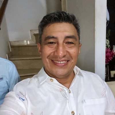 Pastor de Casa Sobre La Roca Yopal,  Demócrata, trabajando para la obra de Dios en Yopal (Casanare) y dispuesto a ser canal de bendición.