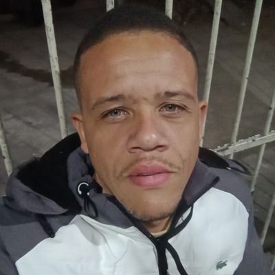 pai de 3 princesa..... 💖💖💖
louco e sonhador 😝