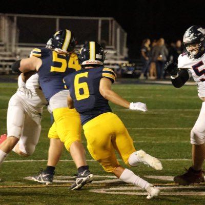 North Ridgeville ‘25 | Wr/Rb | 6’1 | 195 | 3.8 Gpa | 4.6 40 yard | All State | 3 Year Varsity Starter |