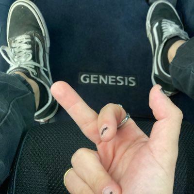 OFFICIAL @genesis_y0