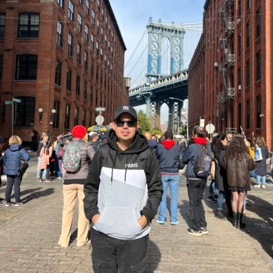 EderJahyr's profile picture. Somos actores en el escenario de la vida!!