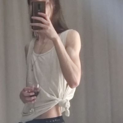 theke_au's profile picture. and in the beginning, there was a beautiful mess