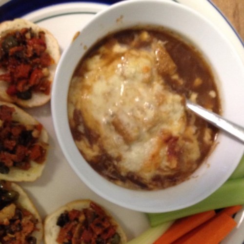 kimbeehaz's profile picture. 