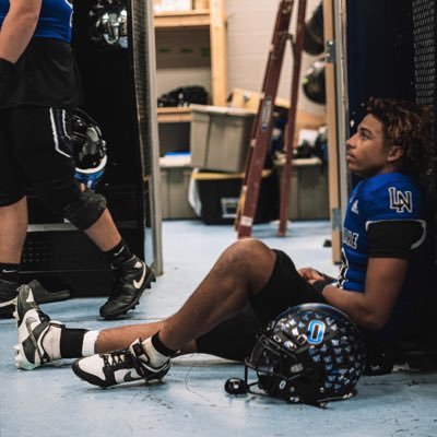 Lake Norman high school C/O’24 DB/ATH| 6’0 185lbs |All conference, All county, All region| Email:Kavin.white1230@gmail.com phone number: 980-371-3402