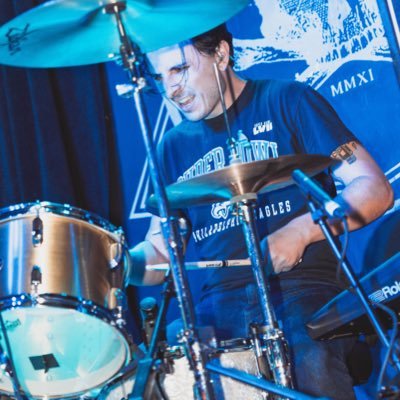 Drummer for @queenofjeansphl. Mostly retired writer for @BleedingGreen. Previous stops include @BGN_Radio & @Eagles.