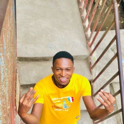 yawlyrical75's profile picture. Right  there is not there