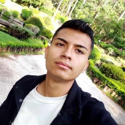 chris_mich24's profile picture. Estudiante de la UDG en Administración Gubernamental y Políticas Públicas.