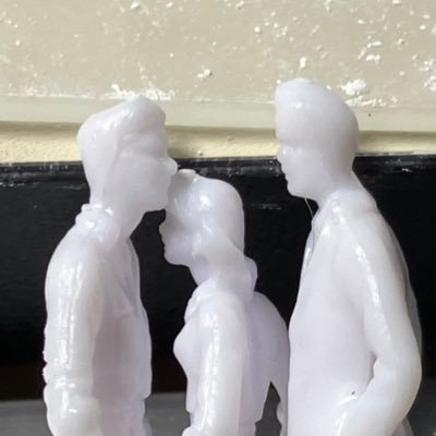 juna__arch's profile picture. CIT 建築 B3 万年筆やら爬虫類やら