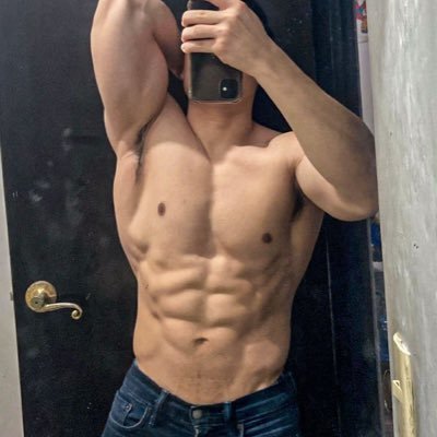 Regio curioso nuevo en esto. Le meto chido al gym 💪🏼