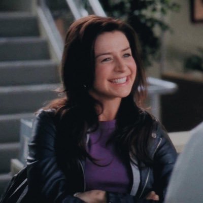 here to tweet about greys&other things (spoilers here). Amelia Shepherd is my girl. Sharing my fanfiction rec list from Tumblr. Find me there under the same UN.