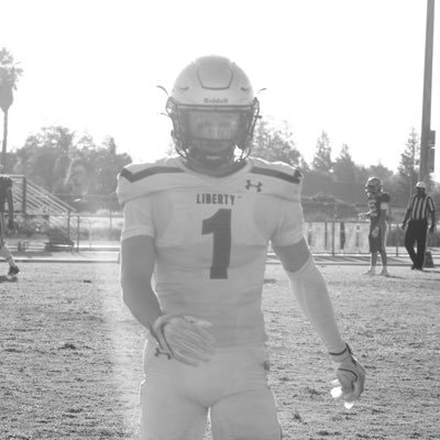 C/O 2026; ATH; WR/CB/S; 5’10 175lbs 4.3 GPA Liberty High School 📍Bakersfield; Phone: 6618083828