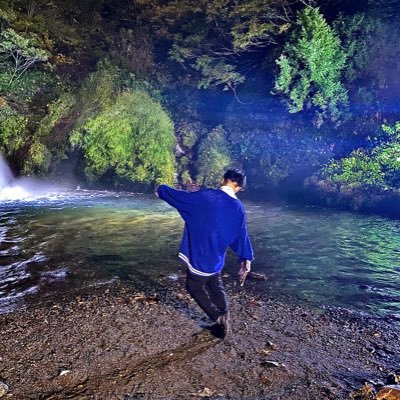 nkmt_kmsr0820's profile picture. 熊本済々黌(せいせいこう)→北九州予備校→広島大学経済学部03 卒業済 僕はエビフライ🍤 🦖🐱 彼女は夏の季語