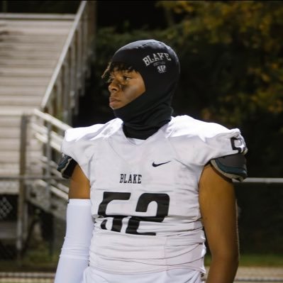 LB/RB @ High School | 5’8 | 186 lbs | Class of 26’