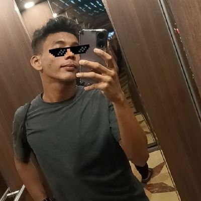 AkowHahax's profile picture. 