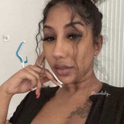 EmmaStarletto12's profile picture. 