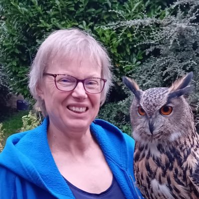 EU-Dutch librarian living in UK. Art, animals (bears, cats, ferrets, owls) books, crafts, nature, politics, sports. Opinions my own. 🇪🇺🌳🇳🇱 🇬🇧🇺🇦