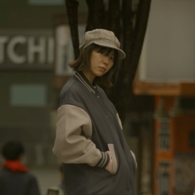 映画「ハードボイルド・レシピ」公式アカウント/4月26日シネマート新宿ほか全国順次公開🎥 エグゼクティブプロデューサー・主演・音楽:眉村ちあき/監督・脚本:松浦本 【予告編】 https://t.co/g7I97dEIya
