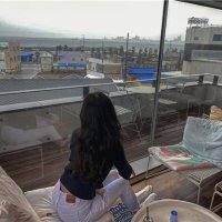 Aina (@aina1851552) 's Twitter Profile