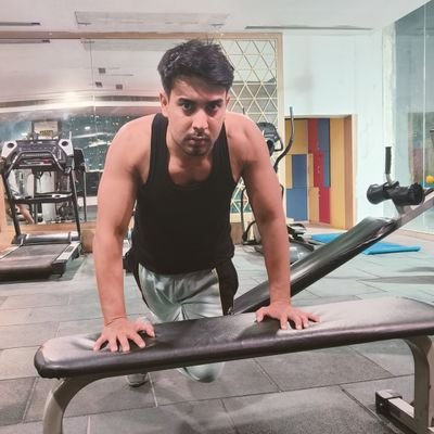 Entertainm79810's profile picture. 