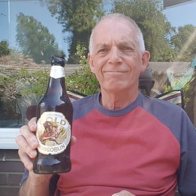 Brexiteer. Ex RN. Dogs rule 🐕.Hates bullshit. Loves banter & beer 🤣🍻. Swears a lot. Happily retired. Unjabbed and awake👍🏻😁 Canal nut. No DM's. @WestHam