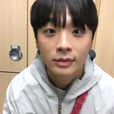 elechy10's profile picture. 