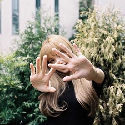 SLUI2008's profile picture. LaLisa là chân ái
🐰🐣🐿️🐱