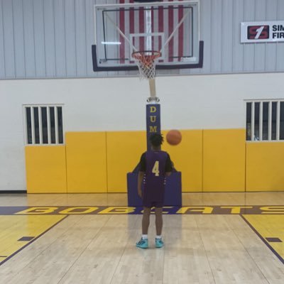 c/o 2027•5’7 gaurd•130 pounds • 9th grade •3.0 gpa •soon to be 2-sport athlete 870-377-3659 email:kemarionjackson35@gmail.com