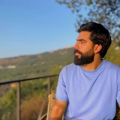 HusseinHmede528's profile picture. 