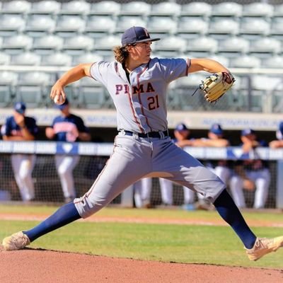 🔆Pima Baseball 🌵6'5-215lbs🌵
⚾️1st Base & RHP ⚾️
University of Arizona Baseball 
🐻⬇️  @ArizonaBaseball