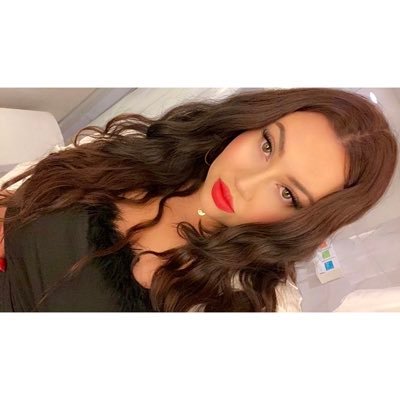 missmcginnis07's profile picture. I mostly just retweet shit 🙃