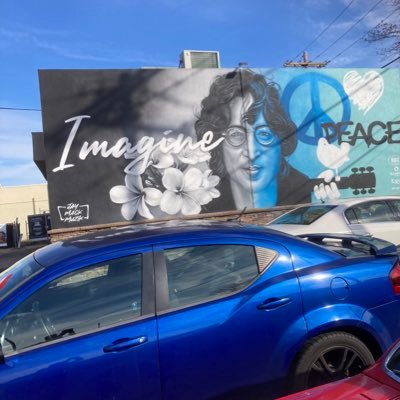 Hallelujah…. DEISE Hurling… LUFC football…Leonard Cohen, John Prine & Lennon. https://t.co/Sqs7fFXdlh