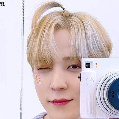 d0_ugh's profile picture. If somebody needed me I'm here 
Multi-Fan | Kung saan-saan basta