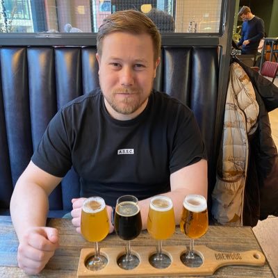 adamscott23's profile picture. Proud Father