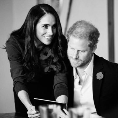 Prince Harry & Princesse Meghan The Duke is the Duchess of Sussex Prince and Princess of the People Prince Archie Of Sussex Princesse Lilibet Of Sussex ❤️🫶🏽