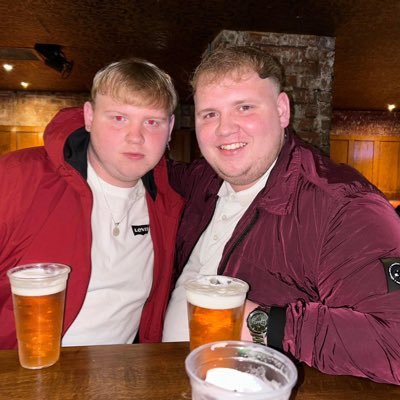 aston villa home and away🏴 | 21 | singer/songwriter