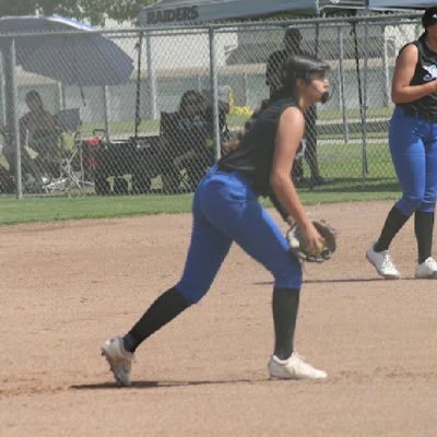 14u-sorcerers-t/k 🥎• #99• GPA 4.0 • 5’7 • 2027 P/1B • power hitter• madera high school • email: viviananombrano@gmail.com •