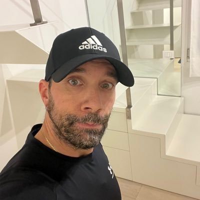 enricotiengo's profile picture. mi serve una gomma da cancellare