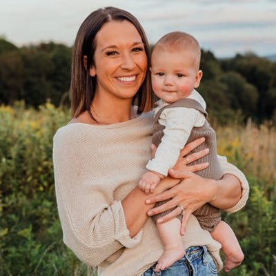 Katiesueee14's profile picture. 